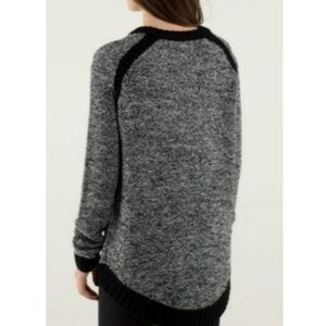 Lululemon Passage Sweater Women's Black and Gray Merino Wool M